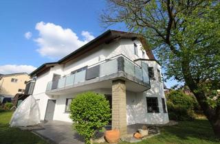 Einfamilienhaus kaufen in 75031 Eppingen, Großzügiges Einfamilienhaus mit Garten in Sackgassenlage und möglicher Einliegerwohnung in Eppingen