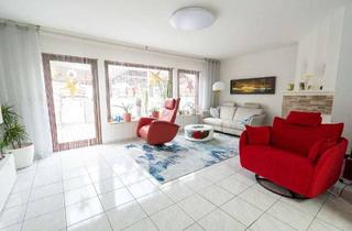 Haus kaufen in 71732 Tamm, Sonniges und renoviertes Reihenmittelhaus mit Terrasse und 2 Carports