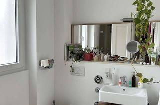 Wohnung kaufen in Weserstraße 14, 60329 Bahnhofsviertel, Stilvolle Altbauwohnung im Frankfurter Bahnhofsviertel - kernsaniert, mit Aufzug und Balkon