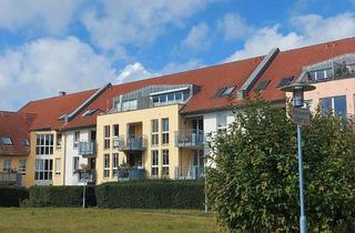 Wohnung kaufen in Lindenring 19a, 16761 Hennigsdorf, Wohnen vor den Toren der Hauptstadt * gemütliches Dachgeschoss*Wasserblick*bezugsfrei ab März