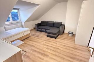 Wohnung mieten in 90429 Nürnberg, Helle renovierte 1-Zimmer-DG-Wohnung inkl. moderner separater Küche