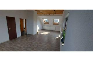 Wohnung mieten in 74746 Höpfingen, Schöne, helle 3-Zimmer-Dachgeschosswohnung mit EBK in Höpfingen