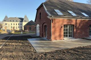 Wohnung mieten in Caen 8a, 47638 Straelen, Exklusives Wohnen in beeindruckender Schlossanlage