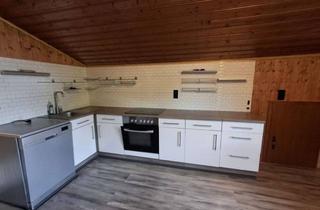 Wohnung mieten in Hauptstr. 15, 93453 Neukirchen, Helle 5-Zimmer Wohnung mit Balkon in Neukirchen b.Hl. Blut