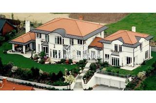 Villa kaufen in 36103 Flieden, Exklusive Villa mit zwei eigenständigen Wohnflügeln - klassischer Stil trifft moderne Architektur