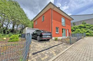 Einfamilienhaus kaufen in 42549 Velbert, TOP Einfamilienhaus mit Garten und Terrasse im Zentrum von Velbert