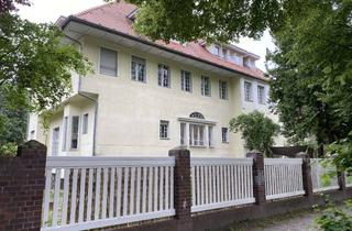 Villa kaufen in 12207 Lichterfelde, Kapitalanlage oder Selbstnutzung: Kreatives Konzept für imposante Mehrfamilienvilla gesucht!