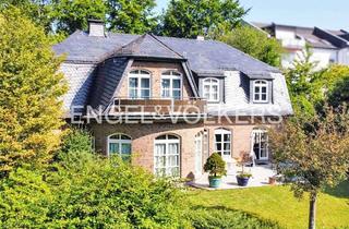 Villa kaufen in 56203 Höhr-Grenzhausen, Repräsentative Villa mit parkähnlichem Grundstück
