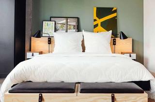 Immobilie mieten in Warschauer Straße, 10243 Friedrichshain, Neon Gold - Short/Long Term - Floor 6