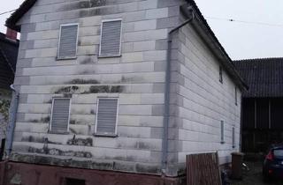 Haus kaufen in 63683 Ortenberg, Ortenberg - Fachwerkhaus mit Scheune auf 350 m² Grundstück