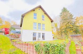 Haus kaufen in 92676 Eschenbach, Eschenbach in der Oberpfalz - Gepflegtes Wohnhaus mit PV, Sauna, Garage & Waldblick