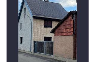 Bauernhaus kaufen in 37434 Gieboldehausen, Gieboldehausen - Ehemaliges Bauernhaus mit Scheune & Hof - ruhige Sackgassenlage