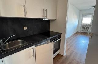 Wohnung kaufen in 94060 Pocking, Pocking - Wunderschöne 2 Zimmer renoviert zu verkaufen