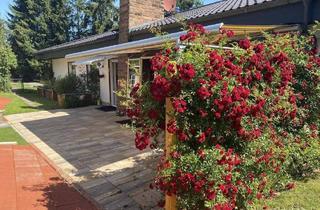 Haus kaufen in 67752 Wolfstein, Wolfstein - Ein Hauch von Schweden-Feeling in Pfälzer Idylle - freistehender Bungalow mit traumhafter Fernsicht!