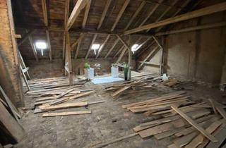 Wohnung kaufen in 04275 Südvorstadt, Genehmigungsfreies Dachgeschossprojekt mit ca. 191 m² in Leipzig