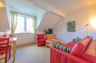 Wohnung kaufen in Uthlandestraße 46, 25849 Pellworm, Gemütliche DG-Wohnung in Hafennähe