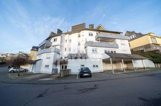 Wohnung kaufen in 55743 Idar-Oberstein, Charmante Eigentumswohnung mit herrlichem Ausblick über Idar!