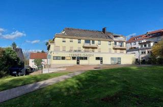 Wohnung kaufen in 66292 Riegelsberg, Große 6 ZKB-ETW mit 2 Balkone & Aufzug in Riegelsberg!