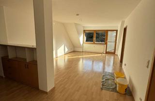 Wohnung mieten in 77694 Kehl, Lichtdurchflutete, optimal geschnittene 3,5-Zimmer-Wohnung mit großem Balkon.