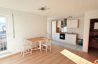 Wohnung mieten in Juraweg 11, 72108 Rottenburg, Lichtdurchflutete 2-Zimmer-Wohnung in Rottenburg am Neckar