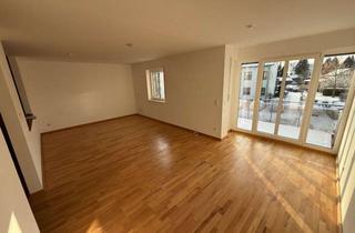 Wohnung mieten in Dorfstraße 19f, 16761 Hennigsdorf, Lichtdurchflutete 2-Zimmer-Wohnung mit Süd-Balkon in Nieder Neuendorf