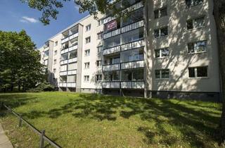 Sozialwohnungen mieten in Salvador-Allende-Straße 58, 12559 Köpenick, in 5 Minuten an der Spree - WBS-220-fähiges Einkommen erforderlich