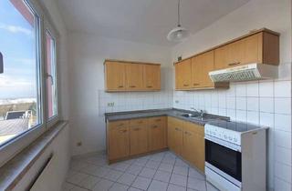 Wohnung mieten in Dietrich-Bonhoeffer-Straße 43, 06712 Zeitz, ZWEI ZIMMER mit BALKON