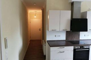 Wohnung mieten in Bahnhofstraße 14, 74744 Ahorn, Wohnen in historischem Ambiente mit Einbauküche: freundliche 3,5-Zimmer-Wohnung in Eubigheim