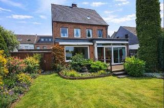 Einfamilienhaus kaufen in 47839 Hüls, Freist. Einfamilienhaus mit großem Garten, XXL-Garage und viel Platz für Ihre Wohnträume in Hüls