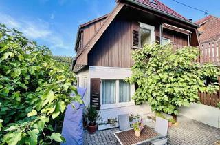 Haus kaufen in 75305 Neuenbürg, Schönes 2-Familienhaus mit zwei weiteren Zimmern im Gartengeschoss und ausbaufähiges DG!