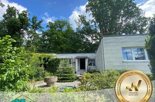 Haus kaufen in 04425 Taucha, Bungalow mit herrlichem Grundstück am Wald gelegen