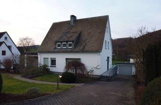 Einfamilienhaus kaufen in 59872 Meschede, Sehr gepflegtes Einfamilienhaus mit Einliegerwohnung in ruhiger Sackgassenlage in Meschede-Berge