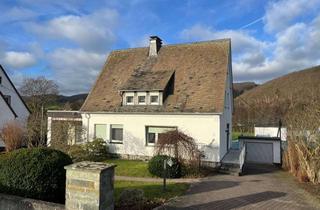 Einfamilienhaus kaufen in 59872 Meschede, Sehr gepflegtes Einfamilienhaus mit Einliegerwohnung in ruhiger Sackgassenlage in Meschede-Berge