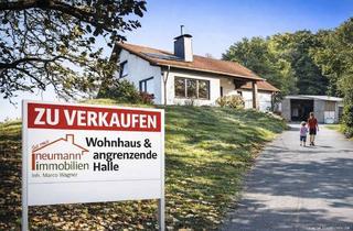 Einfamilienhaus kaufen in Roßbacher Straße, 53547 Breitscheid, Wohnen, Arbeiten & Investieren – vielseitiges Anwesen mit Einfamilienhaus und Gewerbehalle