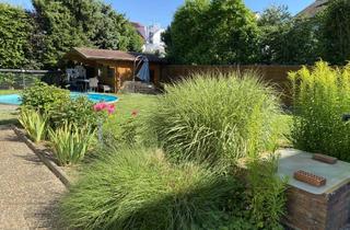 Haus kaufen in 64560 Riedstadt, WOHNHAUS MIT 2 bzw. 3 EINHEITEN