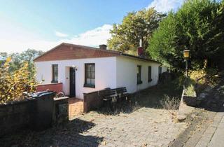 Anlageobjekt in 54636 Baustert, Greifen Sie zu! Renovierungsbedürftiges Einfamilienhaus samt Garten in ruhiger Ortsrandlage