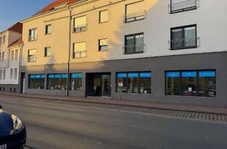 Büro zu mieten in Ahltener Straße 4-8, 31275 Lehrte, Laden-Büro Geschäft
