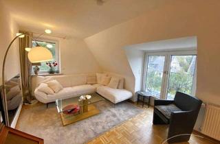 Immobilie mieten in 24113 Gaarden-Süd, Helle und freundliche 2-Zimmer-Dachgeschosswohnung in ruhiger Lage in Kiel, möbliert