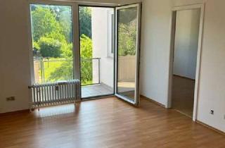 Wohnung mieten in Saalburgstraße 108, 61350 Bad Homburg, Helle und sonnige 2-Zimmer-Wohnung, mit Balkon in naturnaher Lage