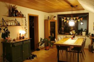 Wohnung mieten in 86485 Biberbach, Helle 2-Zimmer Dachgeschosswohnung mit Balkon in Biberbach