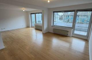 Wohnung mieten in Grünstraße 24, 40667 Meerbusch, Exklusive, frisch kernsanierte Wohnung mit Balkon, Garage & Einbaumöbeln