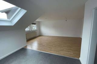 Wohnung mieten in 55126 Finthen, Helle 2-Zimmer Dachgeschosswohnung in ruhiger Wohnlage in Mainz-Finthen