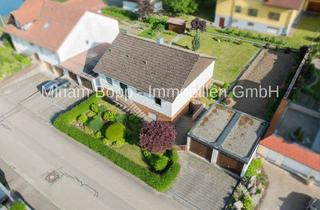 Haus kaufen in 73111 Lauterstein, Attraktive Bebauungsmöglichkeiten // Freistehendes EFH in Lauterstein mit Garten und Garagen