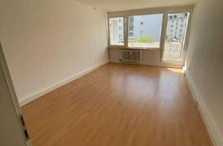 Büro zu mieten in 79108 Zähringen, Zentral renoviertes Büro 1 – pendlerfreundlich, Balkon & Parkplätze