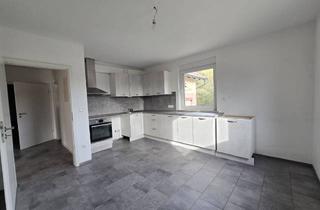 Wohnung mieten in 63829 Krombach, Modernisierte 4-Zimmer-Wohnung mit Einbauküche