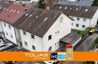 Haus kaufen in 71332 Waiblingen, Waiblingen - Ausbaupotenzial: Zweifamilienhaus mit ausbaufähiger Dachbühne, Garage und zwei Außenstellplätzen