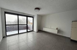 Wohnung kaufen in 66333 Völklingen, Völklingen - Charmante 2-Zimmer-Eigentumswohnung mit Balkon und Einbauküche