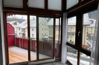 Wohnung kaufen in 71540 Murrhardt, Murrhardt - Helle 3-Zimmer-Wohnung, EBK, Südbalkon & Stellplatz Murrhardt