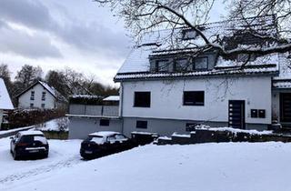 Wohnung kaufen in 51588 Nümbrecht, Nümbrecht - 2-3 Zimmer Wohnung mit Terrasse ,Gartennutzung und Garage