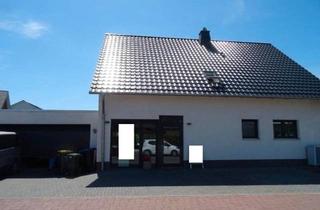 Einfamilienhaus kaufen in 38302 Wolfenbüttel, Wolfenbüttel - Neuwertiges EFH: Wintergarten, Gewerbeeinheit, Doppelgarage uvm.